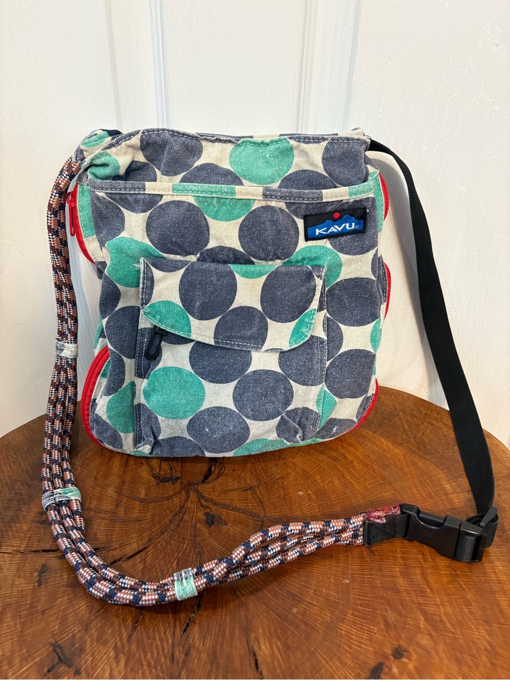 Kavu Keeper Camo Crossybody